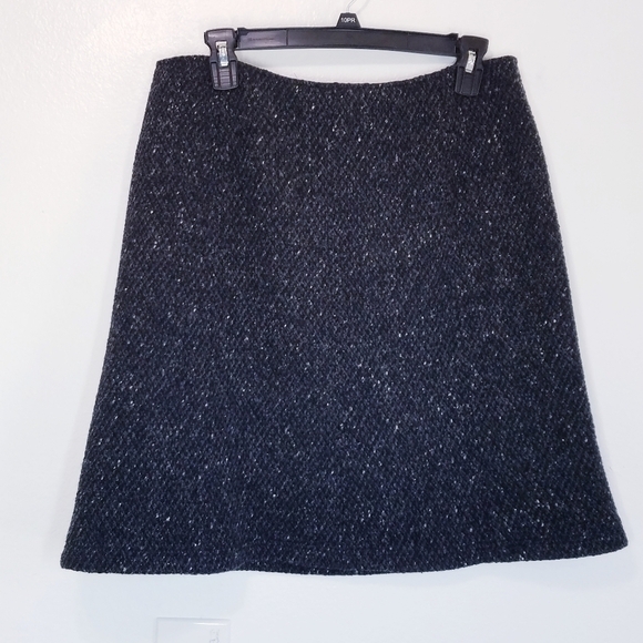 Max Mara | Weekend Wool Mini Skirt 10 - Picture 5 of 12